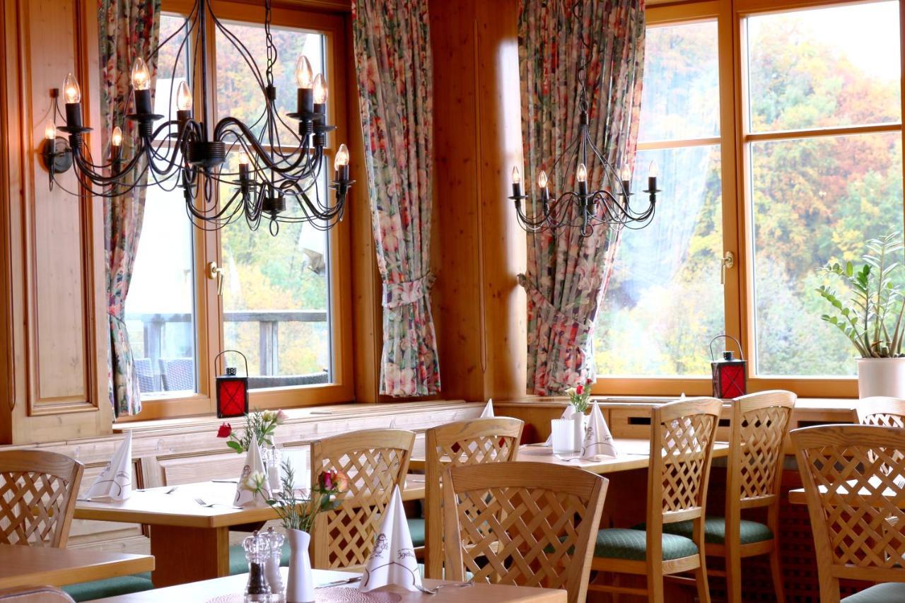 Berggasthof Hotel Igelwirt シュナイッタッハ エクステリア 写真