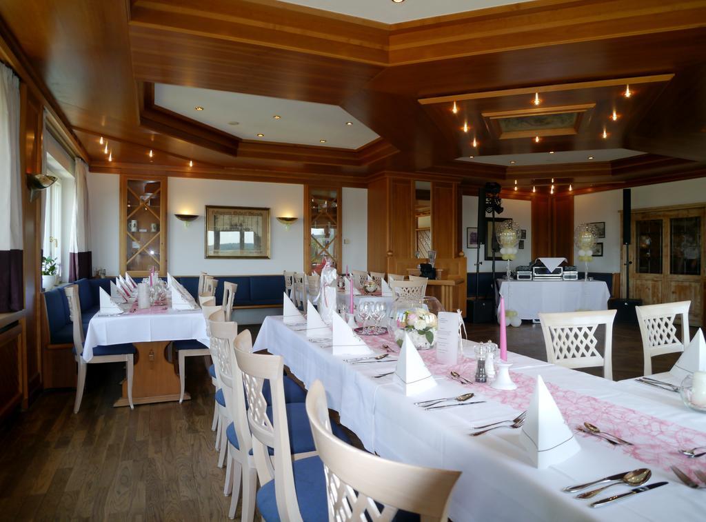 Berggasthof Hotel Igelwirt シュナイッタッハ エクステリア 写真